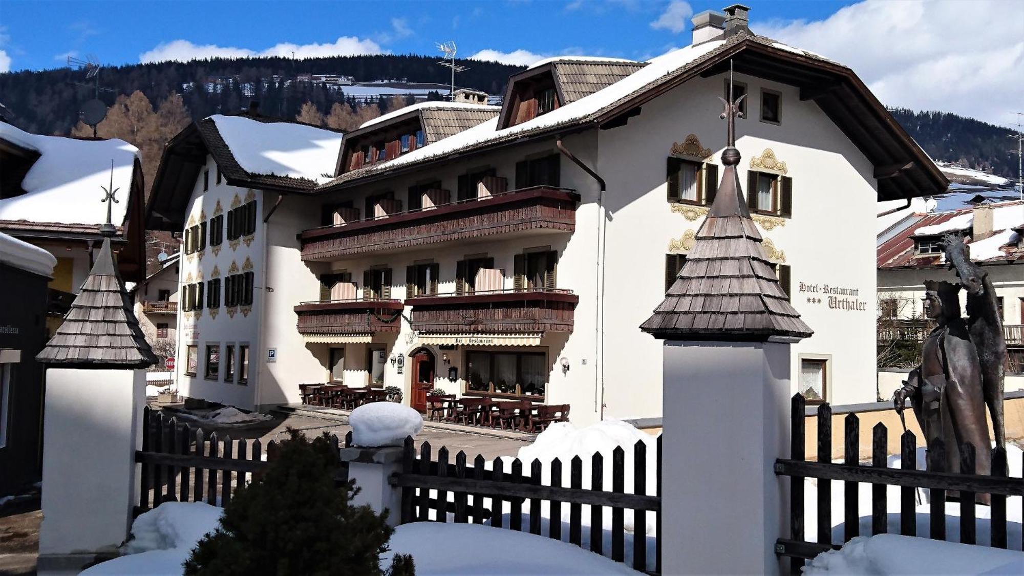 Hotel Urthaler Toblach Exteriör bild